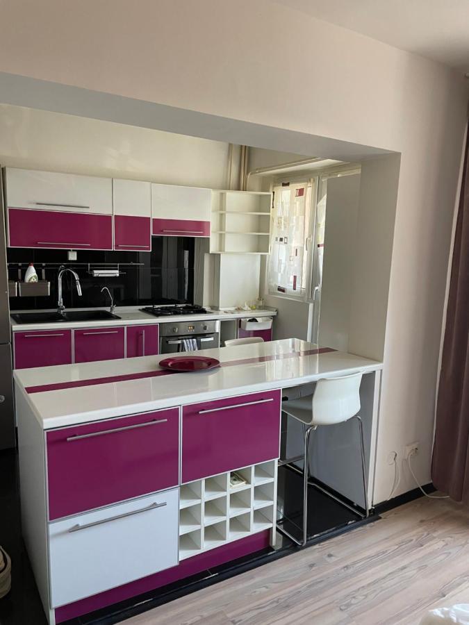 GalaţiApartament Cu 3 Dormitoare Jolie.Mアパートメント エクステリア 写真
