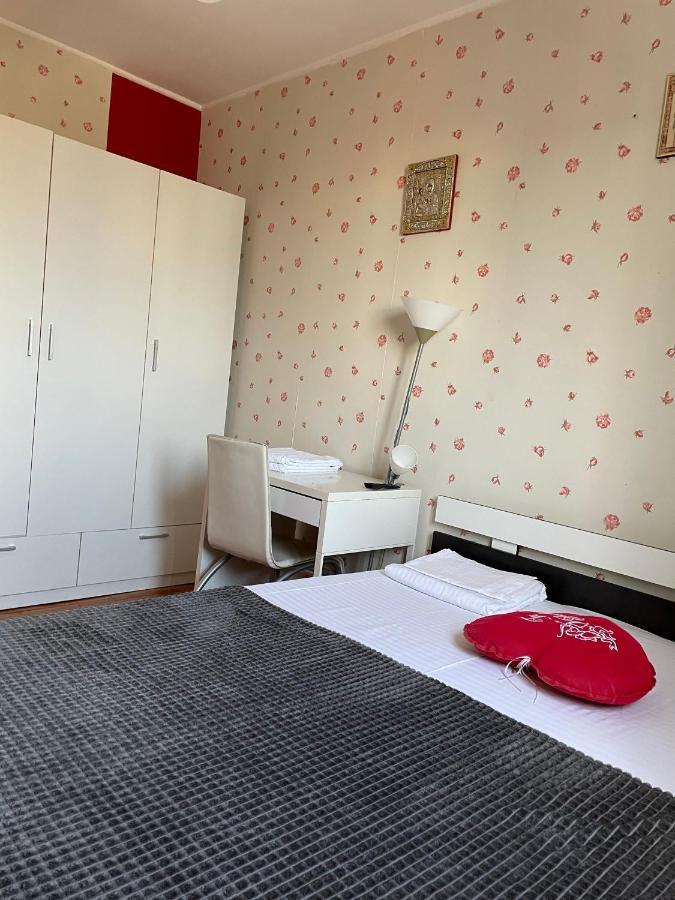 GalaţiApartament Cu 3 Dormitoare Jolie.Mアパートメント エクステリア 写真