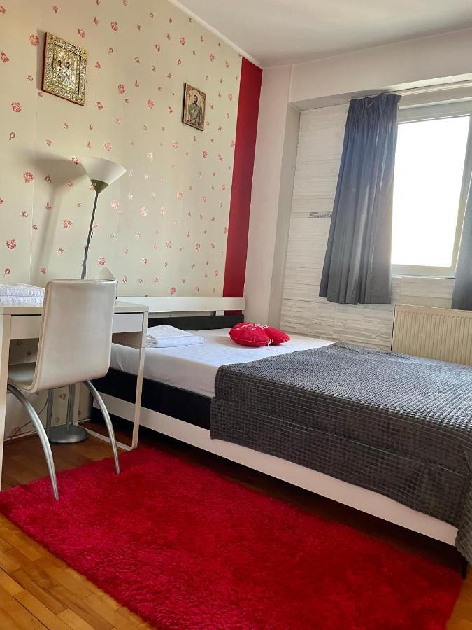 GalaţiApartament Cu 3 Dormitoare Jolie.Mアパートメント エクステリア 写真