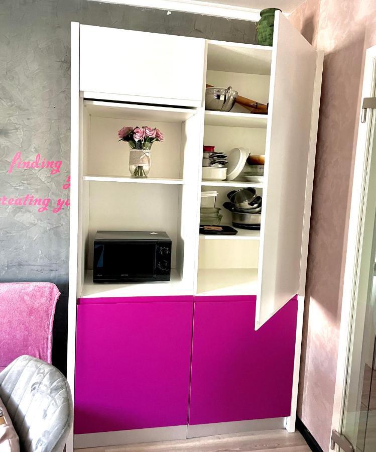 GalaţiApartament Cu 3 Dormitoare Jolie.Mアパートメント エクステリア 写真
